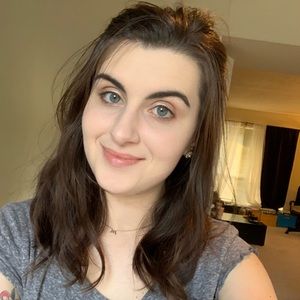 Meet your Posher, Maddie